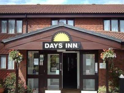 Days Inn Bridgend Cardiff Buitenkant foto